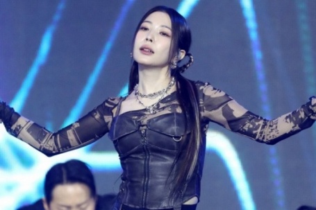 'Nữ hoàng nhạc pop' BoA bị hoại tử xương, hủy concert kỷ niệm 25 năm ca hát