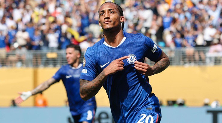 Tân binh Pedro ghi 3 bàn chỉ trong 2 lần đá chính đầu tiên cho Chelsea