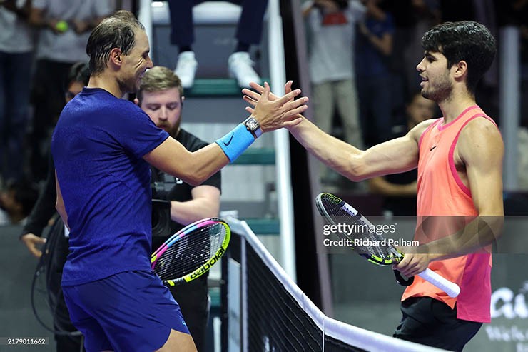 Huyền thoại Nadal (áo xanh) không quan tâm tới đời tư của Alcaraz