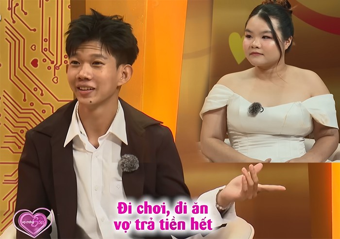 Trai nghèo đi hẹn hò để bạn gái trả tiền, tỏ tình bằng bó kẹo mút 98.000 đồng - 2