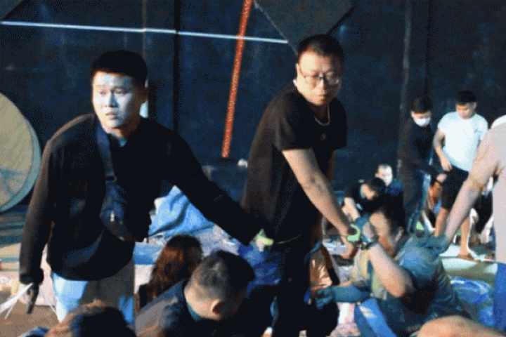 Hàng chục người Việt bị bắt giữ trong đường dây lừa đảo ở Lào
