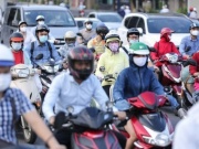 Người dân sống trong Vành đai 1 Hà Nội nói gì về cấm xe máy chạy xăng?