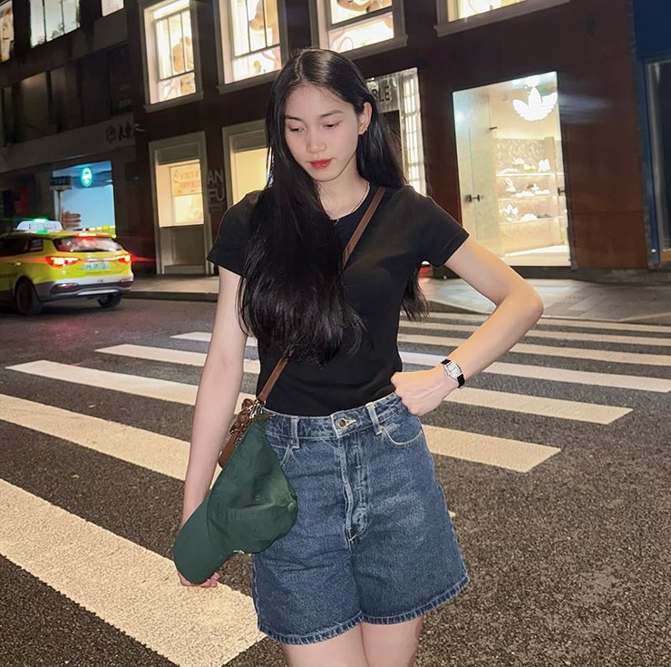 Hot girl bóng chuyền Việt Nam thả dáng tại Thượng Hải, xác định đối thủ ở tứ kết - 1