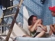 Vụ cô gái ôm con nhỏ bị đánh tới tấp: Đã bắt được “Trung cá chép”