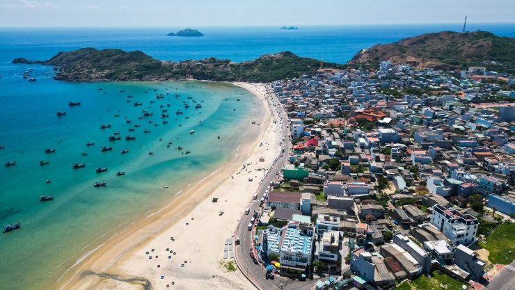 Toàn cảnh Nhơn Lý nhìn từ trên cao