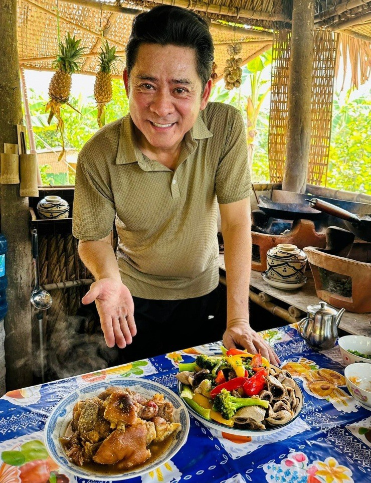 Diễn viên Huỳnh Anh Tuấn đột quỵ - 2