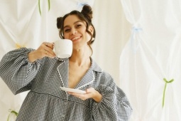 Mốt 'diện đồ ngủ đi làm'
