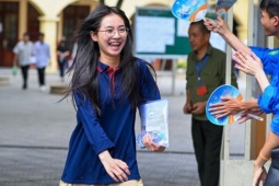 15 trường THPT có điểm thi tốt nghiệp cao nhất Hà Nội