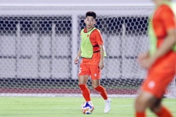 Sao U23 Việt Nam tiết lộ lời HLV Kim Sang Sik sau khi  " xem giò "  U23 Indonesia