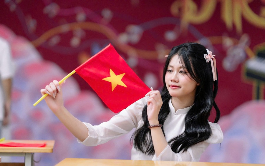 Yến Nhi là thủ khoa khối C00 cả nước