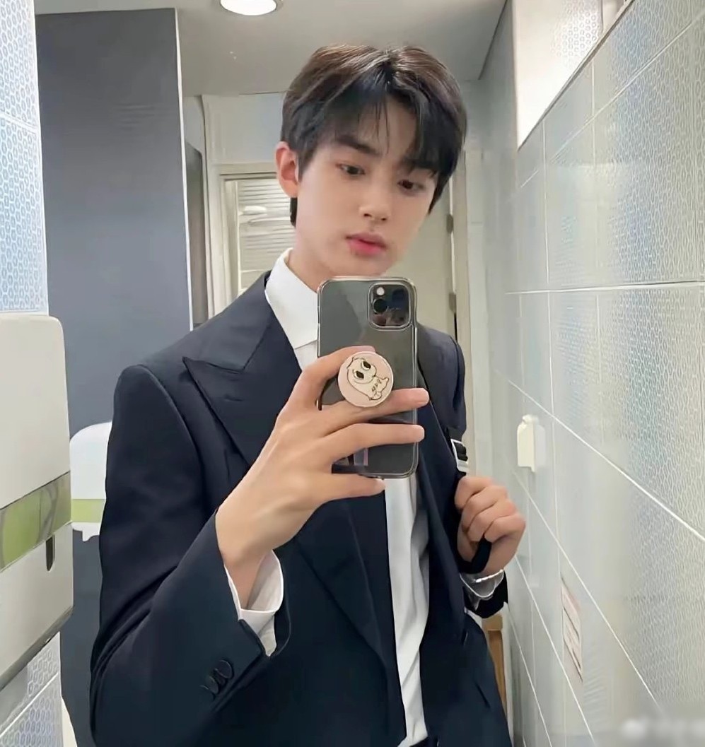 Bad boy đang làm chao đảo màn ảnh - 7