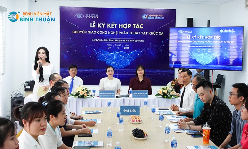 Thỏa thuận hợp tác giữa Bệnh Viện Mắt Bình Thuận và Viện Hải Yến hứa hẹn mở ra nhiều hoạt động ý nghĩa trong tương lai.