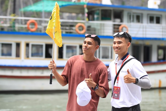 Chuyến tham quan Vịnh Hạ Long để lại kỷ niệm đẹp trong lòng bạn bè quốc tế khi tham dự Giải bóng đá Công an, Cảnh sát các nước ASEAN mở rộng 2025