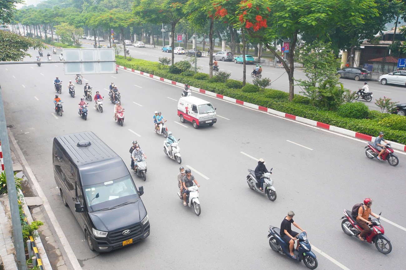 Hiện trạng giao thông vành đai 1 Hà Nội sắp cấm xe máy chạy xăng - 5