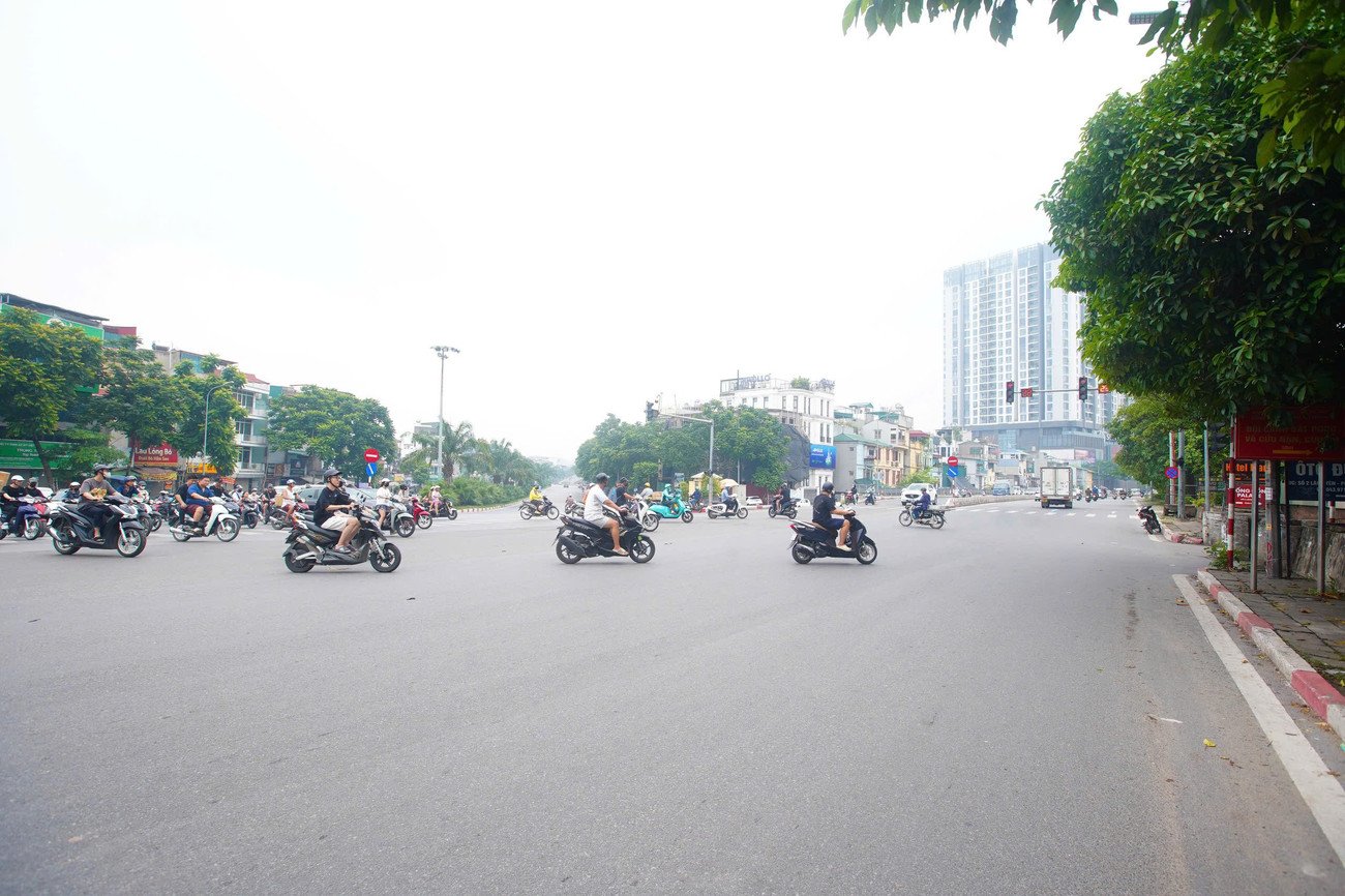 Hiện trạng giao thông vành đai 1 Hà Nội sắp cấm xe máy chạy xăng - 7