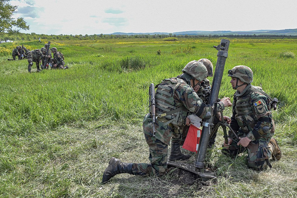 Binh sĩ Moldova tham gia một cuộc tập trận quân sự. Ảnh: Gaze Media.