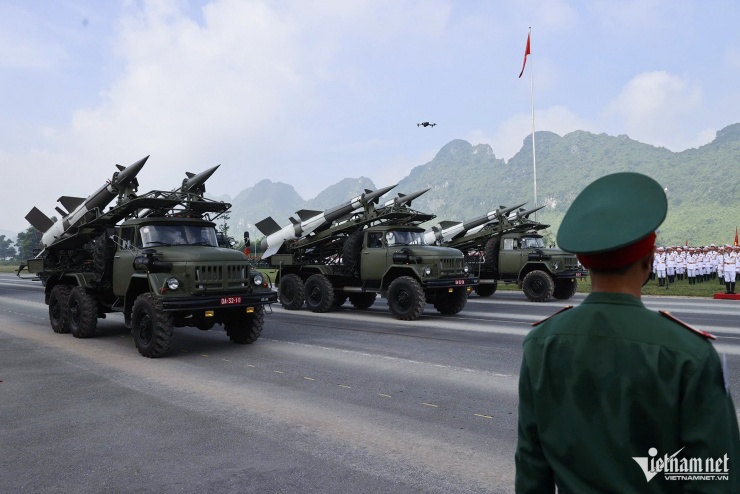 Dàn vũ khí, khí tài lần đầu hợp luyện cùng khối diễu binh chuẩn bị kỷ niệm 2/9 - 3