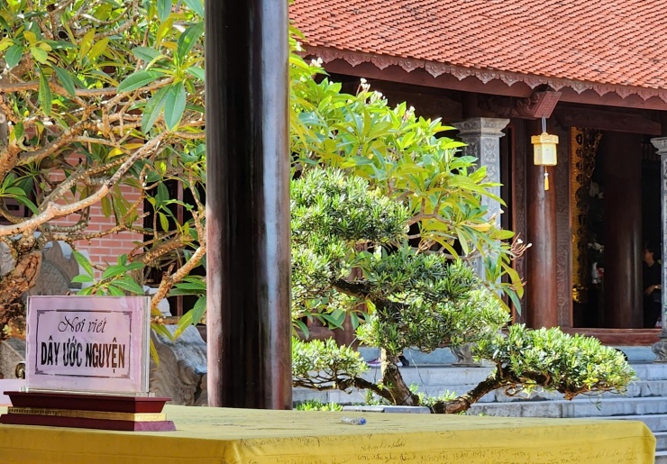 Đến đảo ngọc Phú Quốc viếng chùa Hộ Quốc - 9