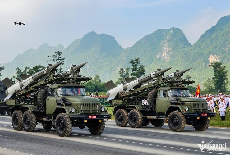 Dàn vũ khí, khí tài lần đầu hợp luyện cùng khối diễu binh chuẩn bị kỷ niệm 2/9 - 4