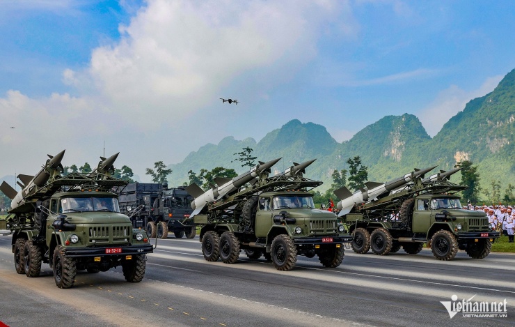 Dàn vũ khí, khí tài lần đầu hợp luyện cùng khối diễu binh chuẩn bị kỷ niệm 2/9 - 5