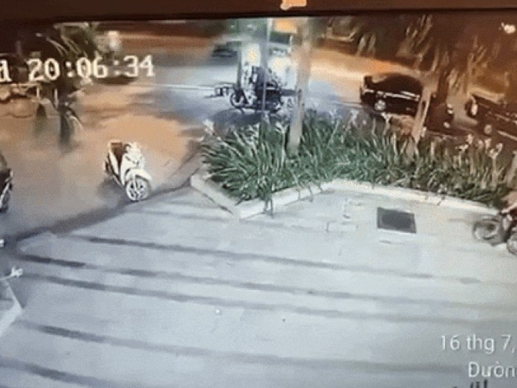 Tài xế ô tô gây tai nạn liên hoàn tại Dương Nội khai gì với Công an?
