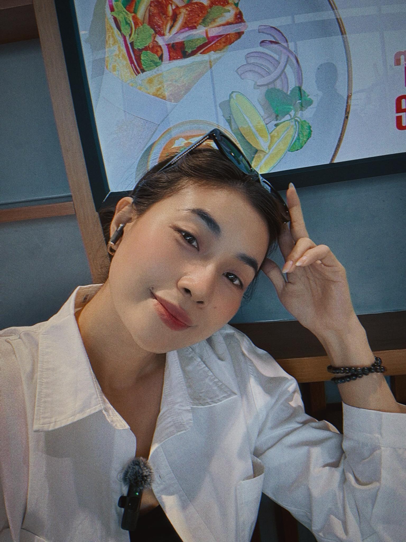 Miss Grand Vietnam 2025 đang gây chú ý khi tăng độ tuổi dự thi của thí sinh từ 18 - 35 tuổi thay vì 18 - 26 tuổi. Theo BTC, tiêu chí này nhằm đồng nhất với format quốc tế - Miss Grand International 2025.