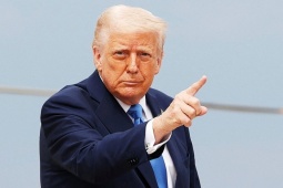 Ông Trump dọa đánh thuế nặng vào Trung Quốc và Ấn Độ, chặn nguồn thu dầu mỏ của Nga