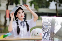 Đang sửa xe, ông bố òa khóc nức nở khi biết điểm thi con gái