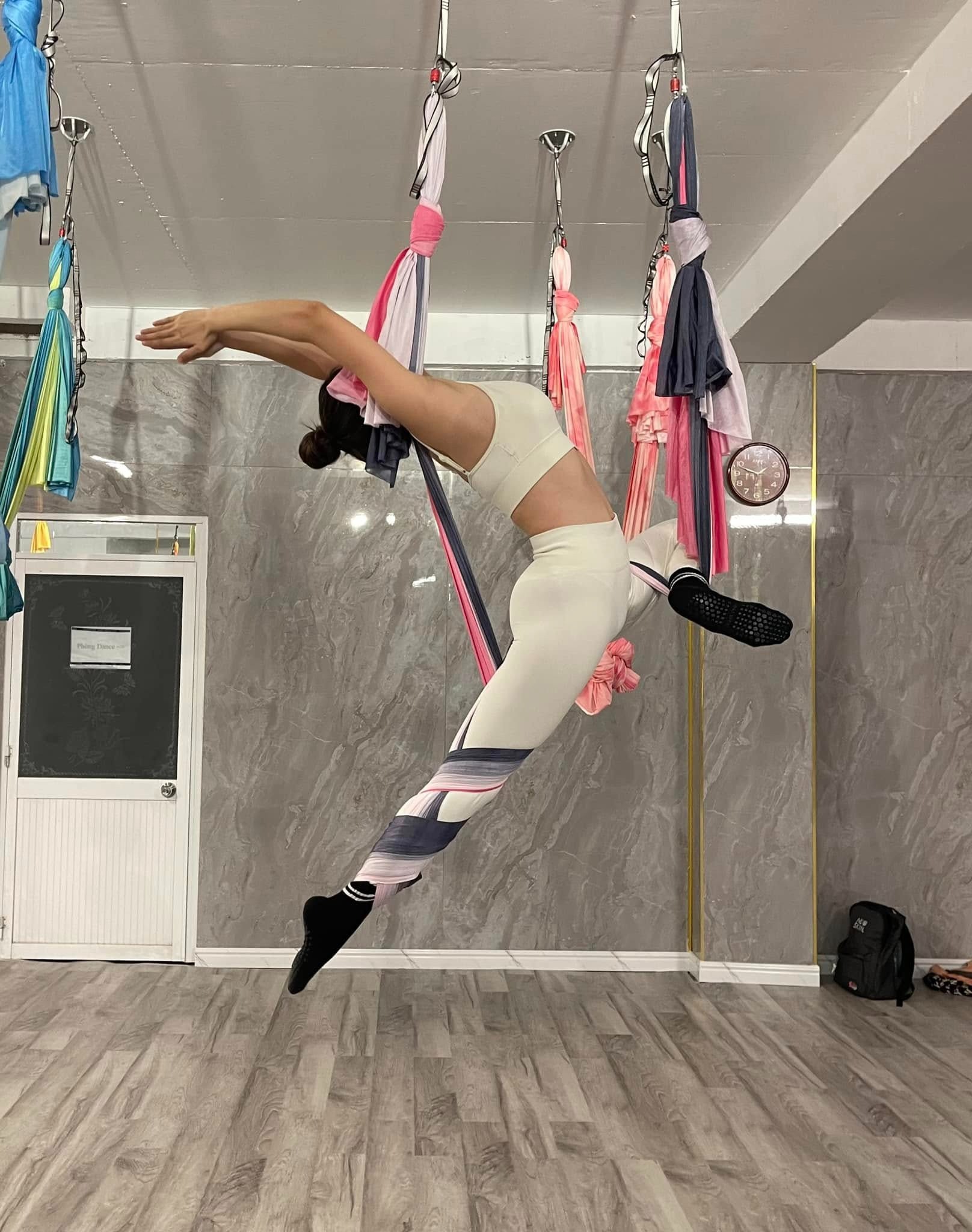 Thiên An - bạn gái cũ của Jack - J97 đời thực &#39;gái một con trông mòn con mắt&#39;, sexy cuốn hút ngỡ ngàng - 13