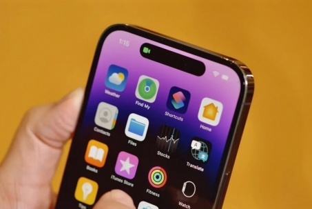 iPhone có màu Deep Purple vẫn hot, trang bị xịn hời hơn iPhone 16 Pro Max