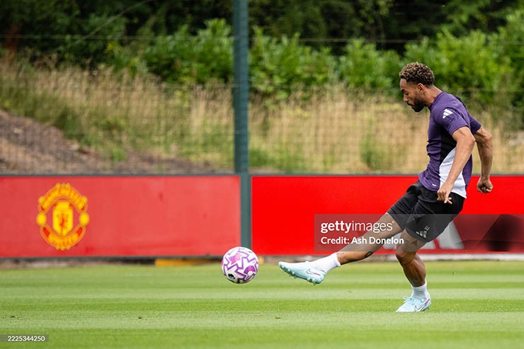 MU chuyển nhượng chậm chạp, fan mong ngóng Cunha ra mắt đấu Leeds Utd - 14