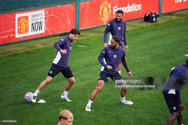 MU chuyển nhượng chậm chạp, fan mong ngóng Cunha ra mắt đấu Leeds Utd - 5