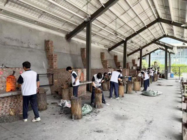 Ngành học chỉ tuyển 30 sinh viên/năm, miễn học phí, ra trường kiếm hàng chục triệu/tháng - 1