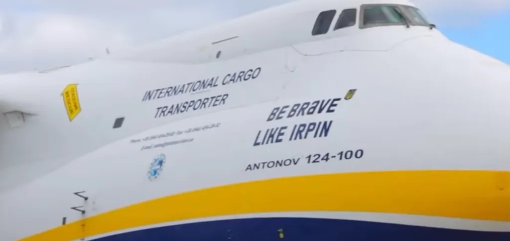 Chiếc An-124-100 xuất hiện trong video do hãng Antonov công bố ngày 16/7. Ảnh: TWZ.