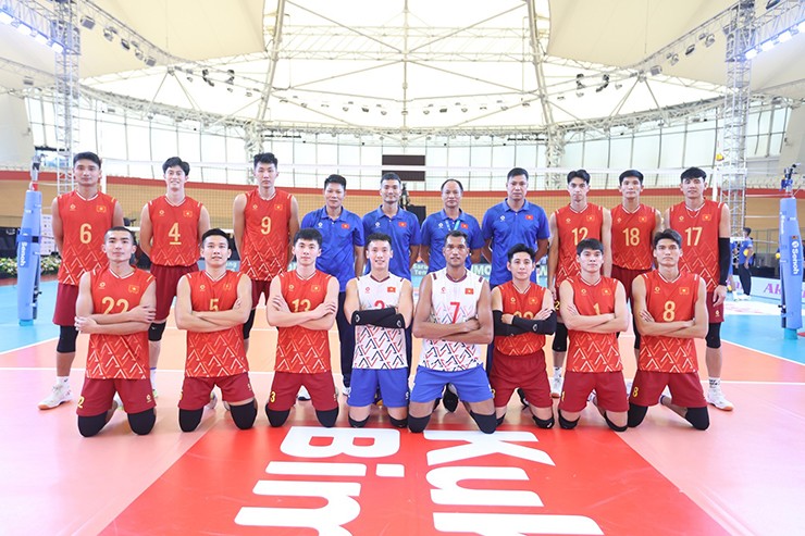 ĐT bóng chuyền nữ Việt Nam vào bán kết giải Thượng Hải, thắng ấn tượng đội trẻ Canada - 4