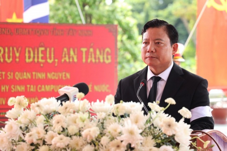 Phó Chủ tịch UBND tỉnh Tây Ninh Phạm Tấn Hòa phát biểu tại buổi lễ.