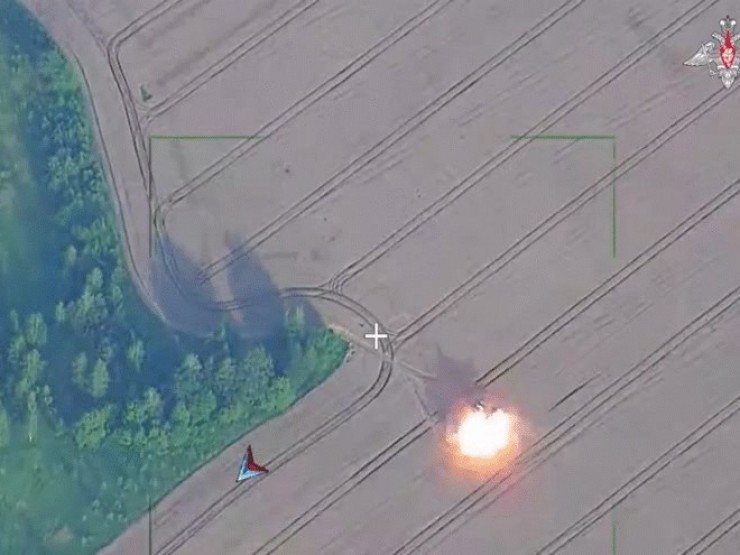 Tên lửa Iskander, phi cơ Geran tập kích trận địa UAV Ukraine