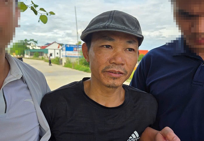 Tổ Công tác Công an tỉnh Sơn La và Công an tỉnh Nghệ An khống chế, bắt giữ đối tượng Lê Văn Thiệu tại xã Hải Châu, tỉnh Nghệ An.