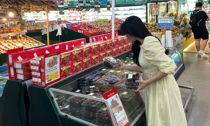 Cherry Mỹ được bán với giá 269.000 đồng tại siêu thị MM Mega Market (TP HCM). Ảnh: Thi Hà