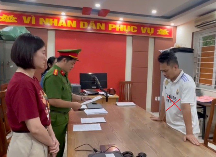 Tiến "Bịp" tại cơ quan công an