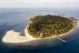 Hòn đảo tuyệt đẹp tại Indonesia đang  gây sốt  với du khách