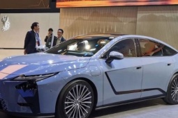 Lý do người tiêu dùng không dám chê ô tô Toyota