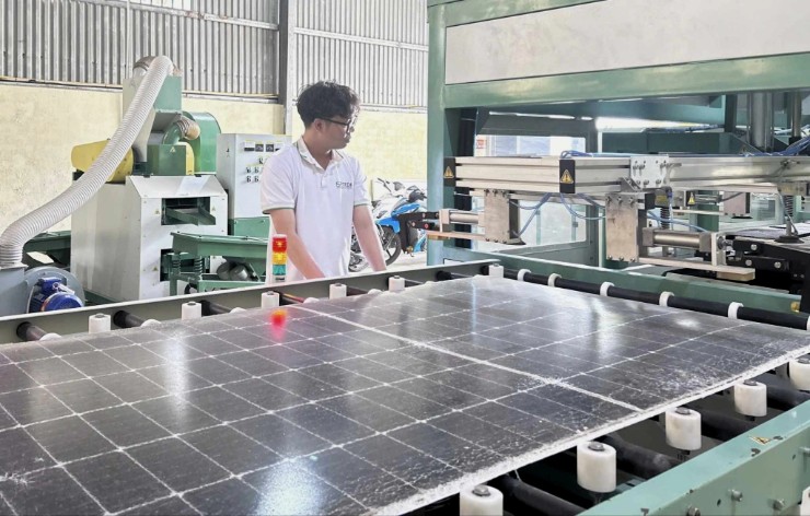 Nhiều giải pháp tái chế tấm pin mặt trời đang được đưa ra.