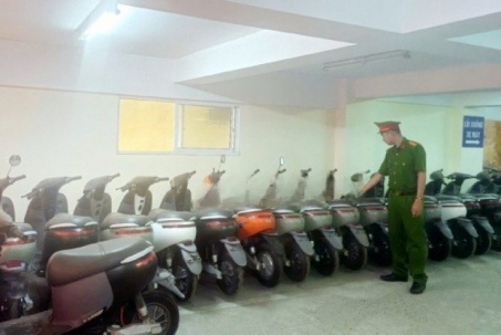 Lộ diện 'ông trùm' đường dây sản xuất xe máy điện giả ở Hà Nội