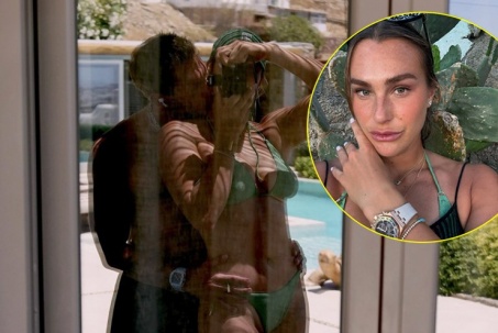 Nữ số 1 thế giới Sabalenka diện bikini nóng bỏng, "xả hơi" bên bạn trai triệu phú