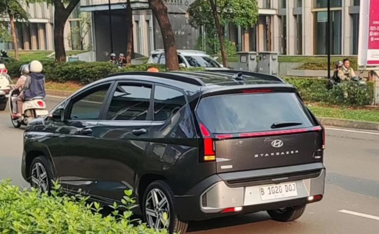 Hyundai Stargazer 2026 bản tiêu chuẩn
