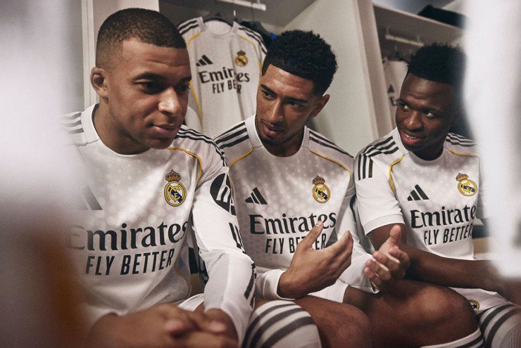 Real Madrid đạt doanh thu kỷ lục