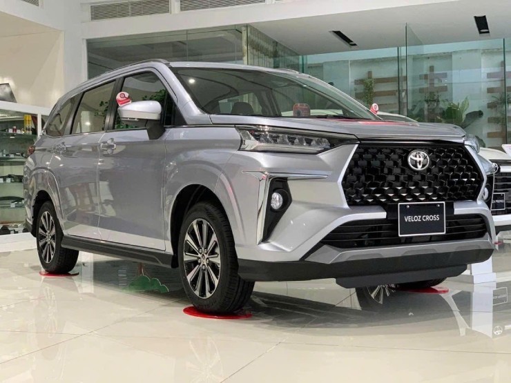 Soi chi tiết các phiên bản Toyota Veloz Cross 2025, giá từ 658 triệu đồng - 2