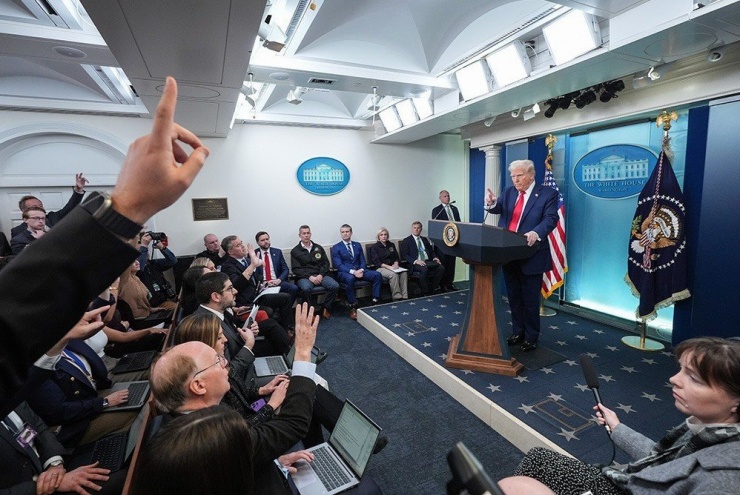 Các ông lớn Hollywood dàn xếp với Tổng thống Trump - 2