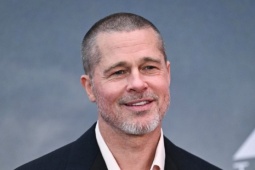 Phong độ trẻ trung bất chấp tuổi 62 của Brad Pitt